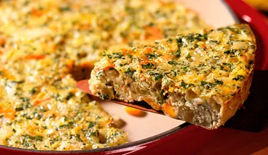 Omelete de clara com vegetais: opção leve e rápida para seu café da manhã saudável